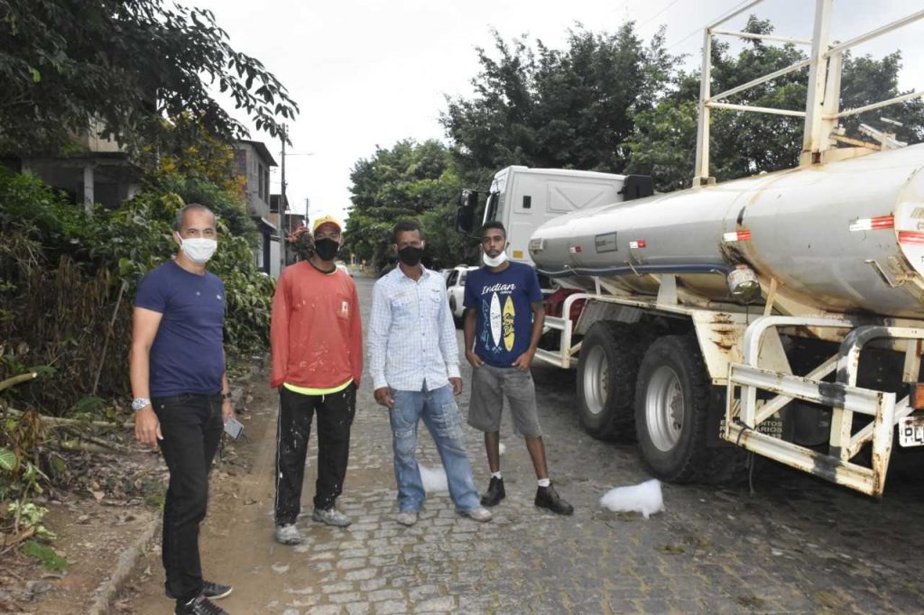 Camacã: Bloqueios em ramais e higienização nas ruas marcam o início da semana de Camacã