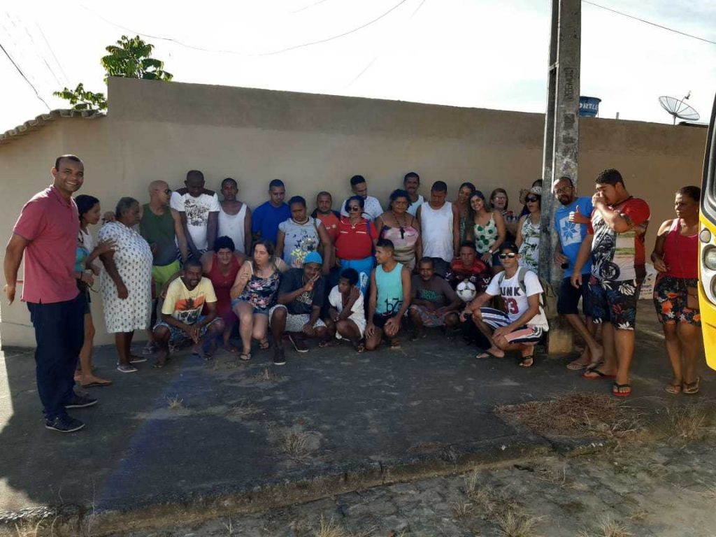 Camacã: Secretaria de Saúde realiza passeio na praia com usuários do CAPS