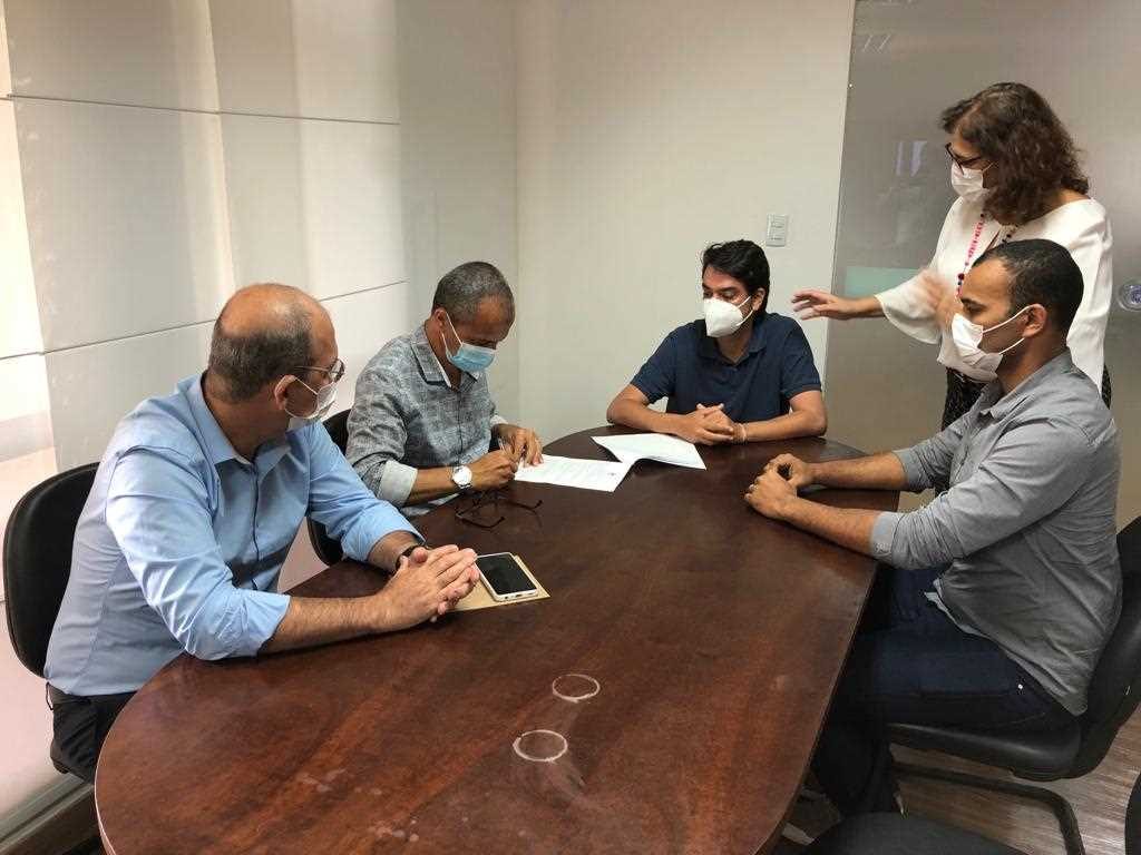 Camacã: Camacã ganha kit Odontológico Bucal