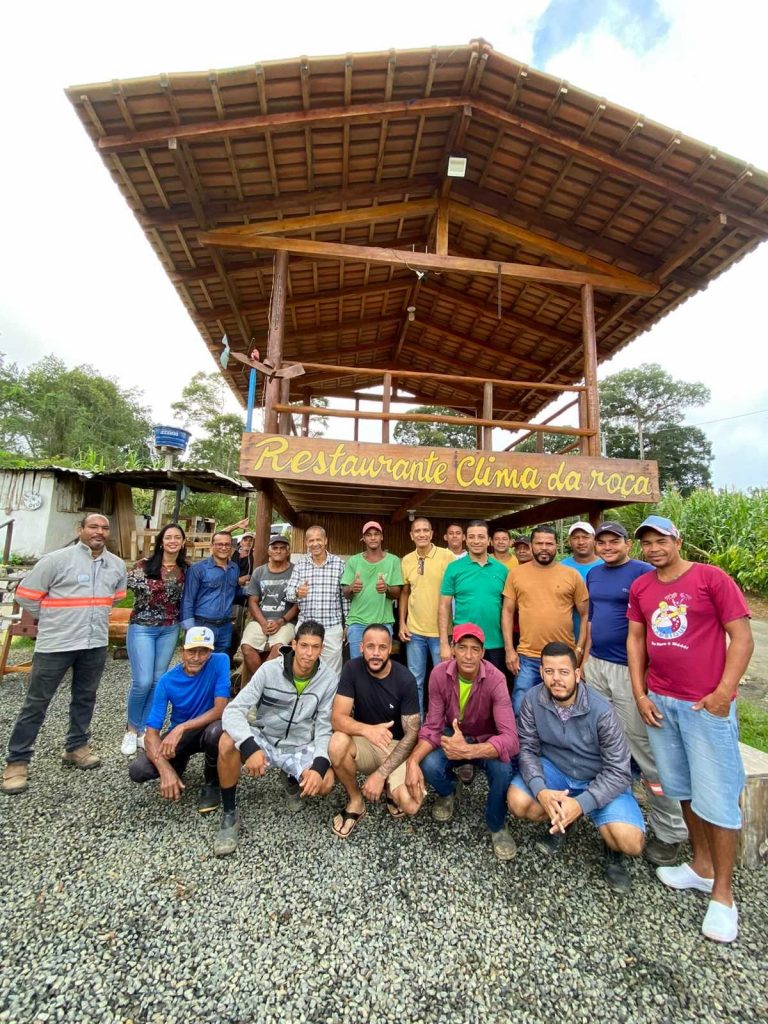 Camacã: Respeito e admiração; Prefeitura comemora o Dia do Gari com café da manhã
