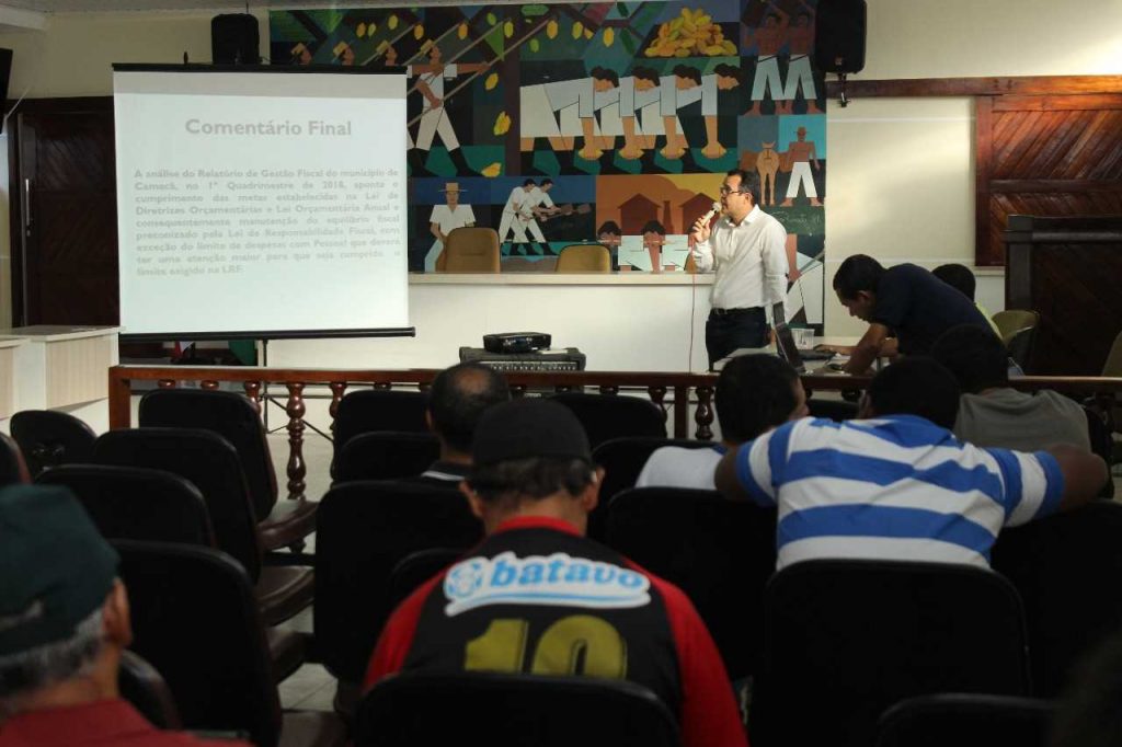 Prefeitura de Camacã realiza audiência para prestação de contas 2018