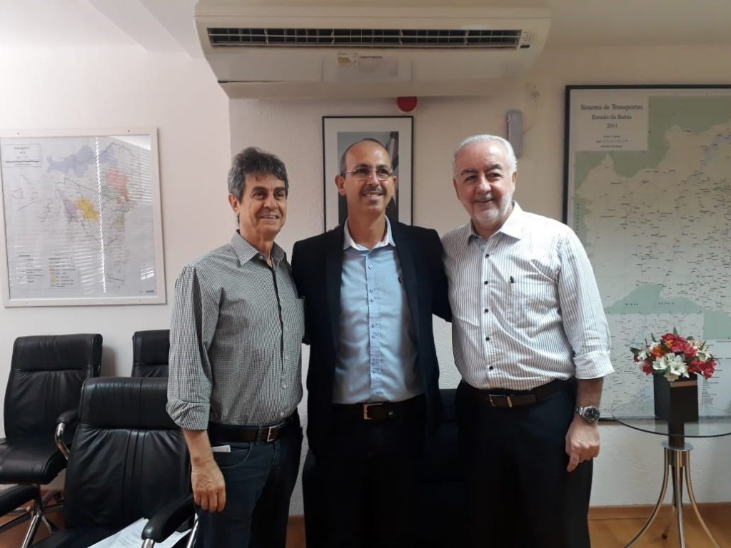 Camacã: Prefeito conquista Iluminação do trevo, Asfalto,Torre de Sinal pra Jacareci e Poço Artesiano