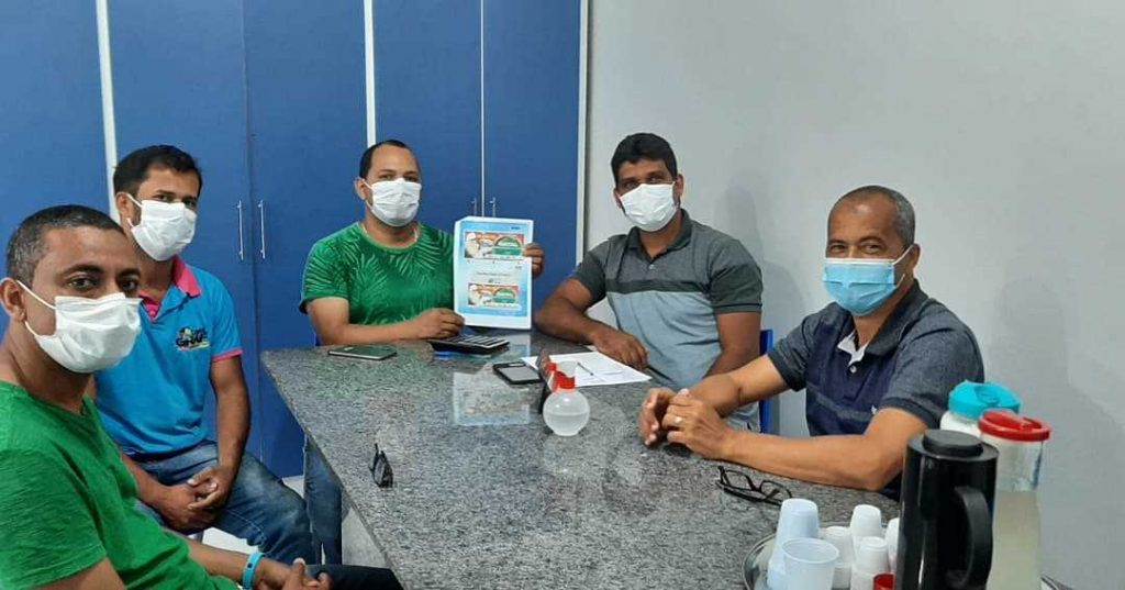 Camacã: Prefeito Paulo do Gás se reúne com a CDL para discutir campanha de fim de ano