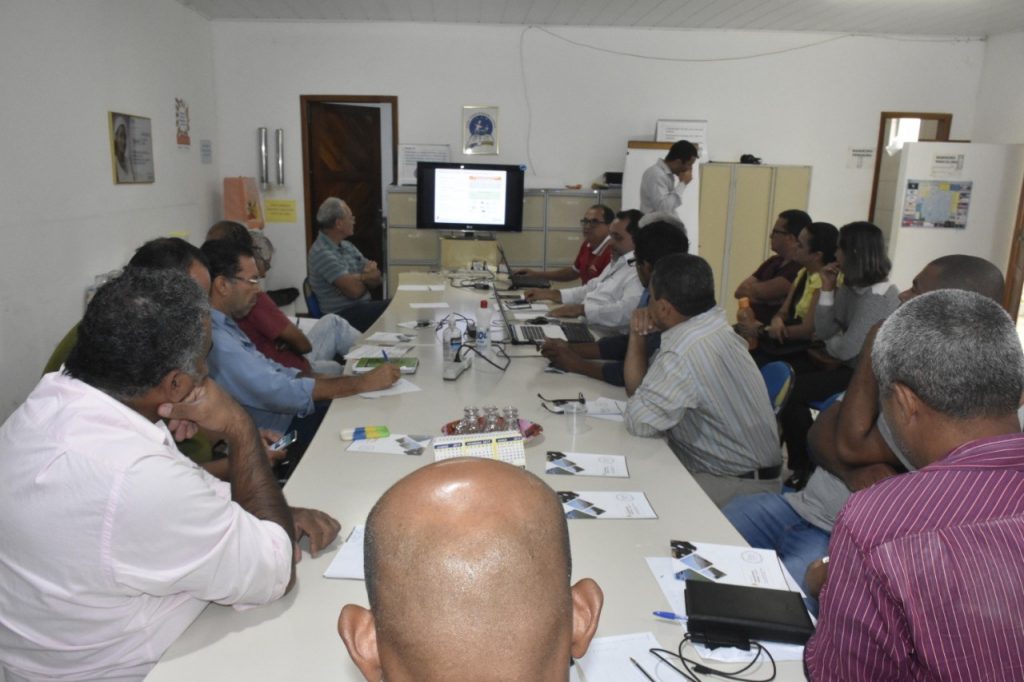 Camacã: Banco do Nordeste se reúne com Produtores de leite e Secretários pra implantação do PRODETER