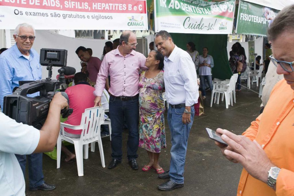 Prefeito Oziel recebe visita do deputado Federal Antônio Brito em Camacã
