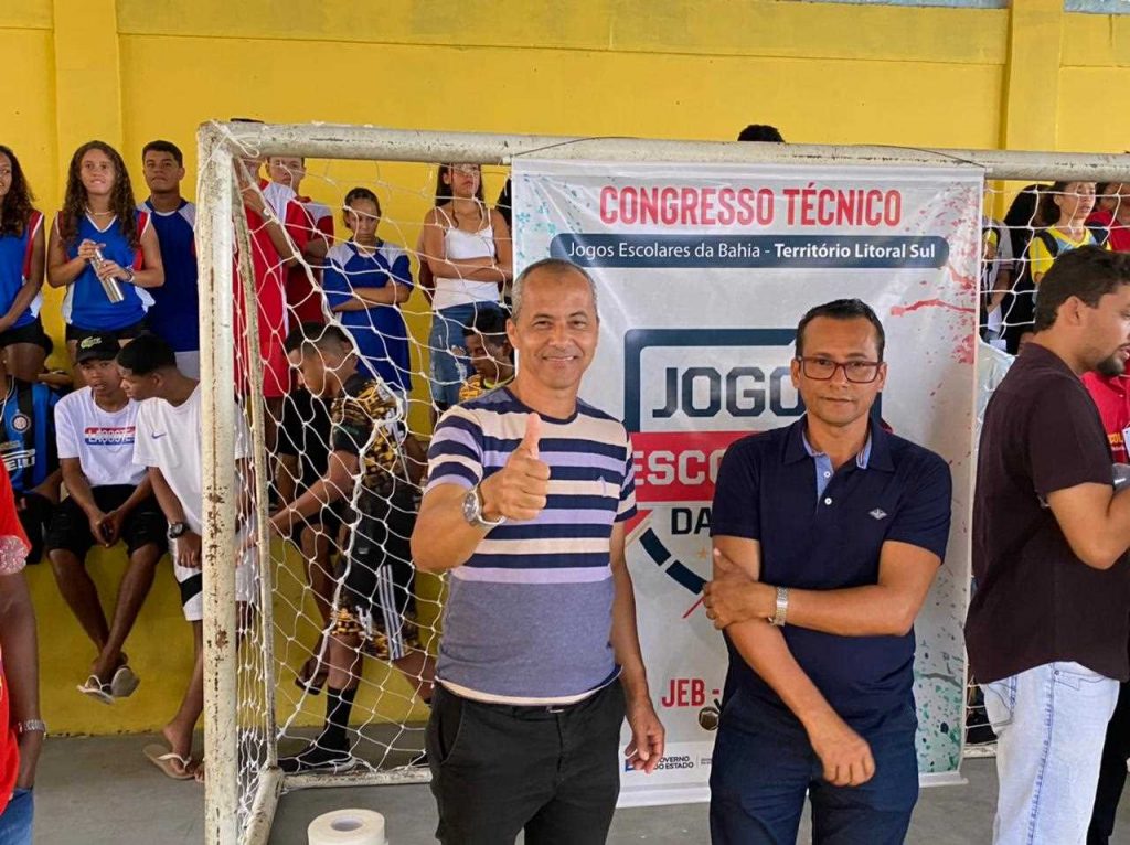 Camacã: Prefeitura faz manutenção de campos de futebol, pinturas em quadras e recebe jogos escolares