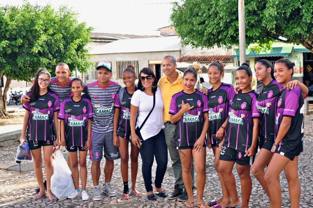 Camacã: Em homenagem ao dia da Mulher, Secretaria de Esportes lançou o Projeto Boas de Bola
