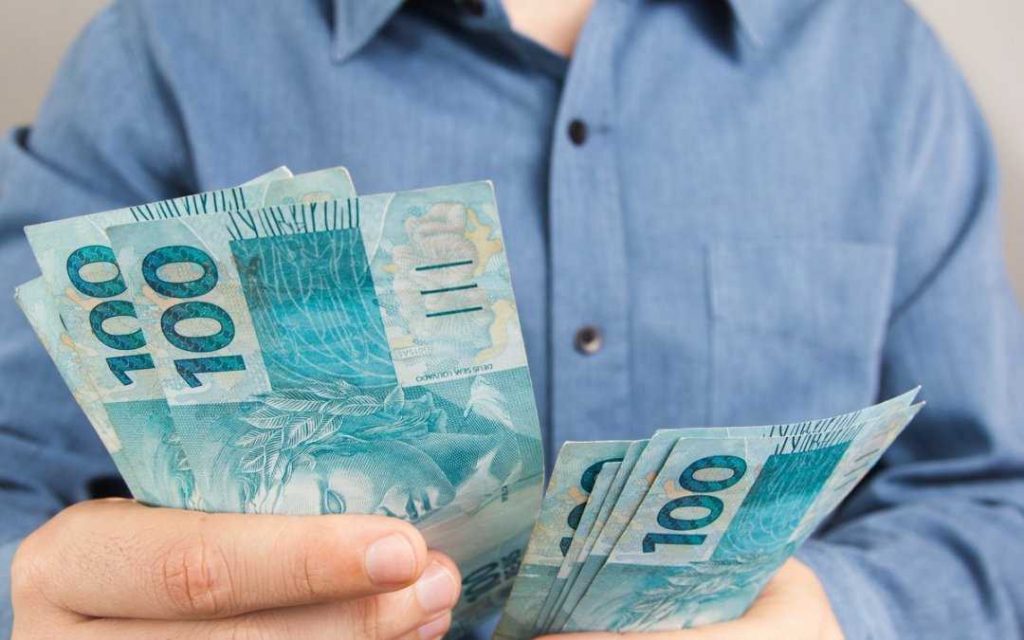 Camacã: Município de Camacã foi o primeiro da região a pagar o 13º salário integral aos servidores