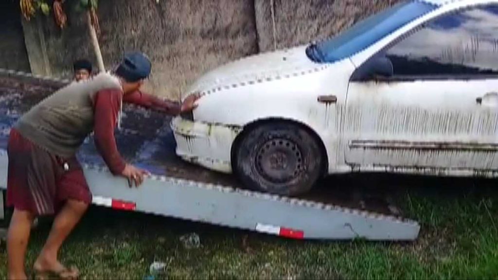 Veículos abandonados em vias públicas já começaram a ser recolhidos