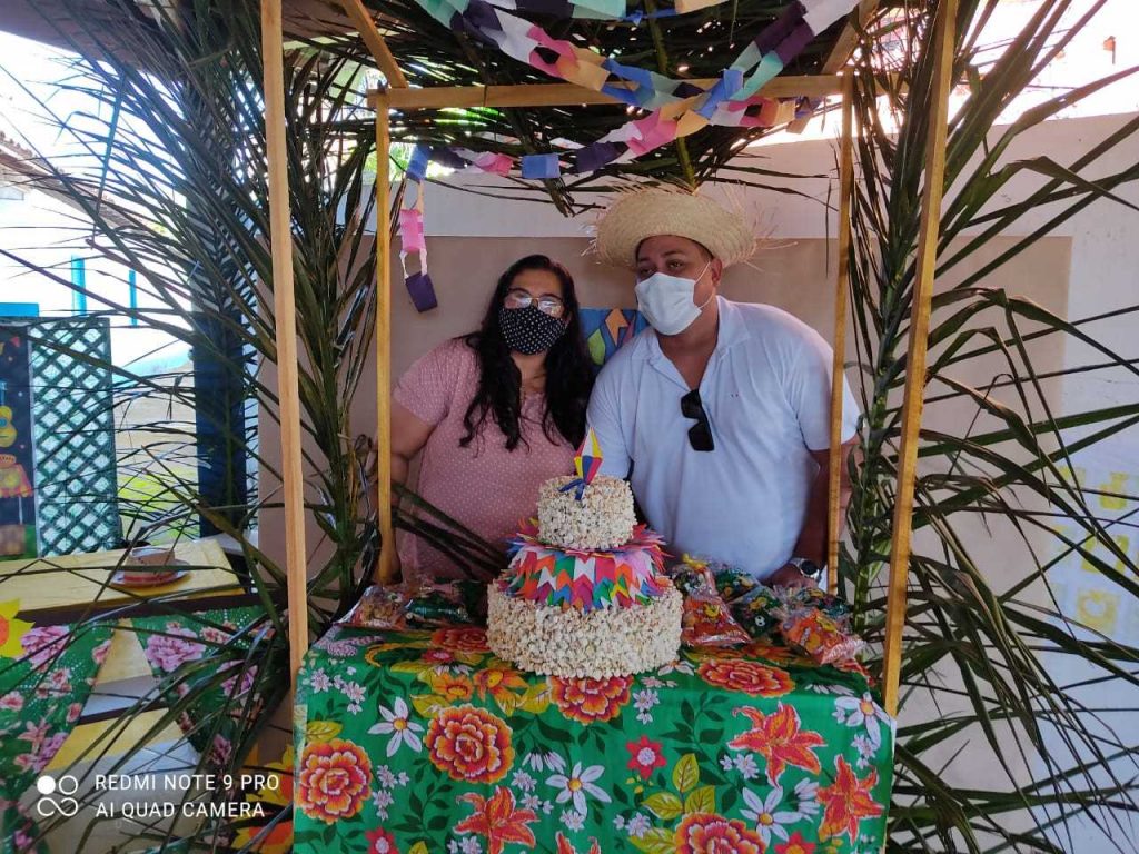 Camacã: Em clima junino o ano letivo 2020 se encerra com distribuição de kits de alimentação