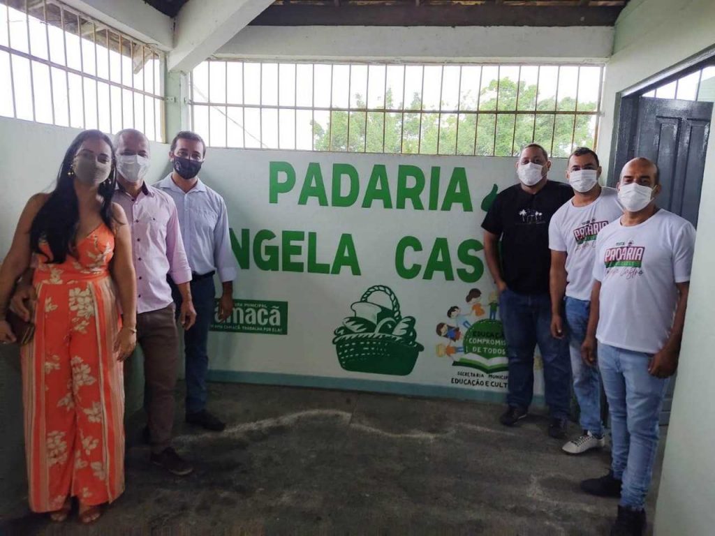 Camacã: Secretaria da Educação reinaugura a padaria e homenageia Ângela Castro 