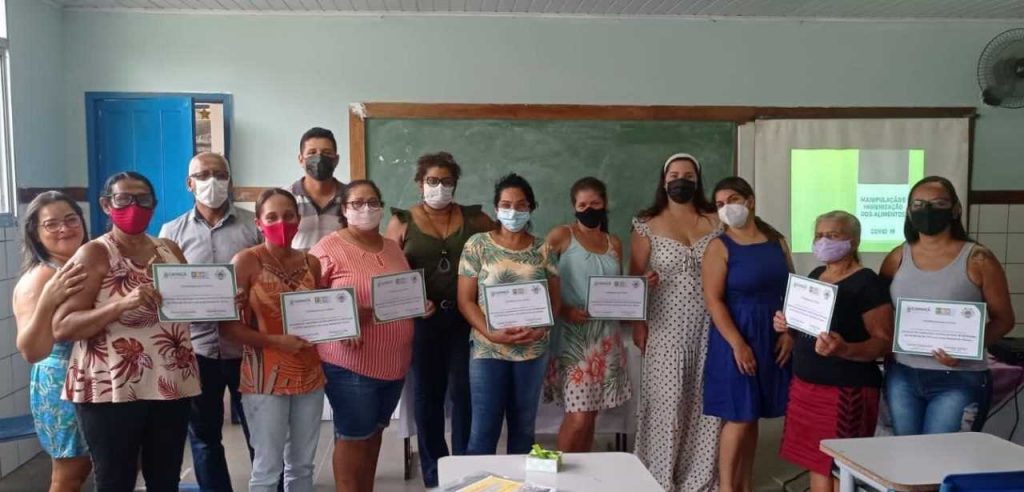 Camacã: Secretaria de Educação promove Curso de Atualização para Merendeiras