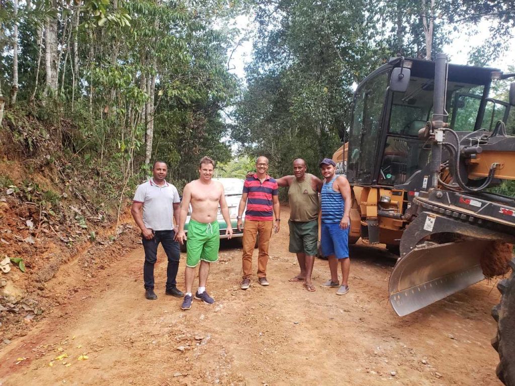 Camacã: Depois de 10 anos estrada que liga o Secador e Vargito é recuperada
