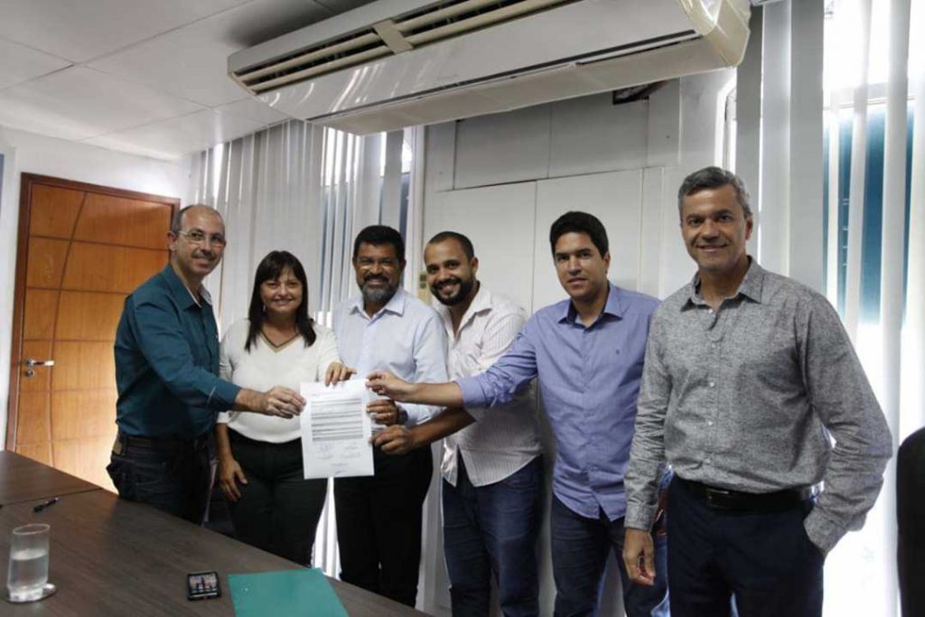 Camacã: Camacã ganha mais  uma Quadra Poliesportiva