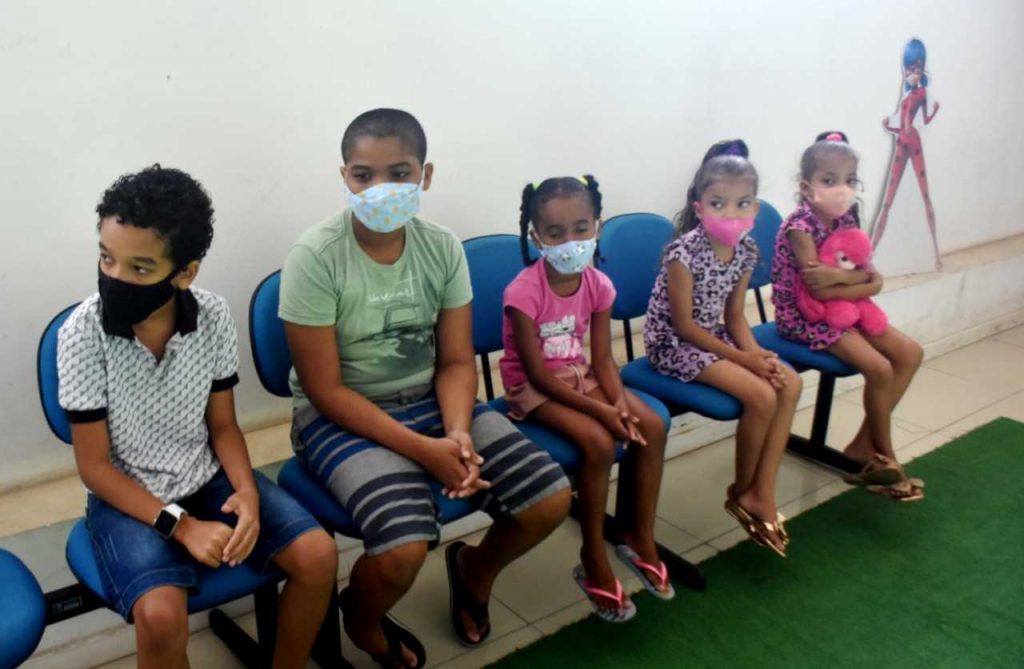 Camacã: Primeiro dia de vacinação em crianças é marcado com emoção