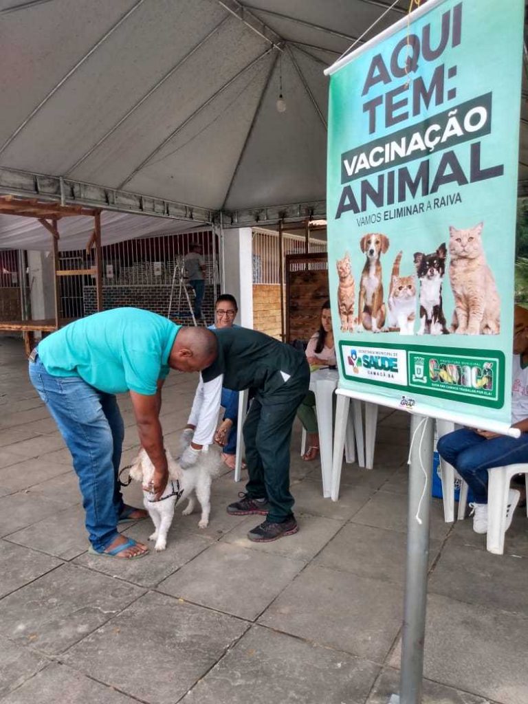 Camacã: Prefeitura realizou vacinação contra a raiva em cães e gatos