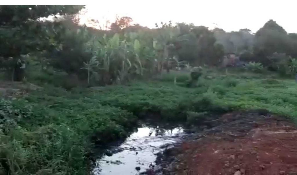 Camacã: Prefeitura inicia a limpeza da rede esgoto do Bairro do Brogodó