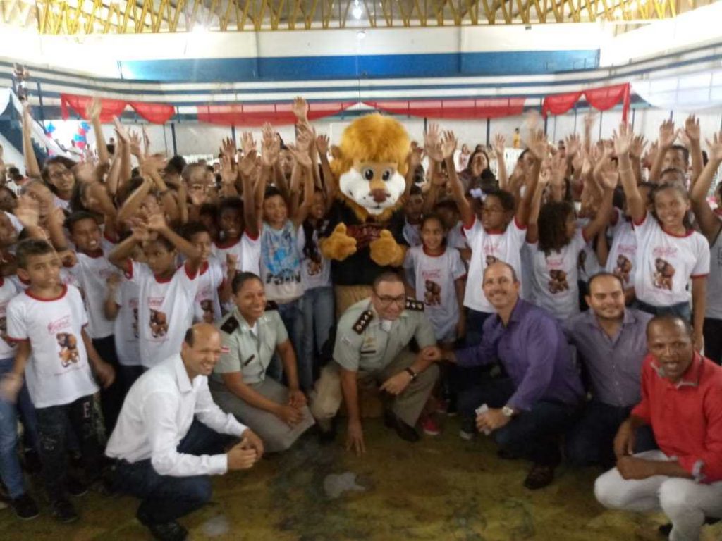 Alunos de Camacã recebem Certificado do PROERD- Programa Educacional de Resistência as Drogas