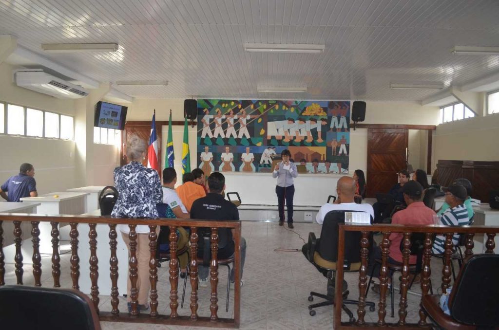 Mesa redonda abre Semana Da Mata Atlântica em Camaca