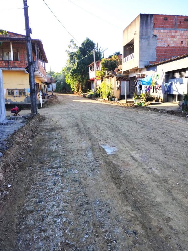 Camacã: 11 ruas serão calçadas em Camacã e distritos