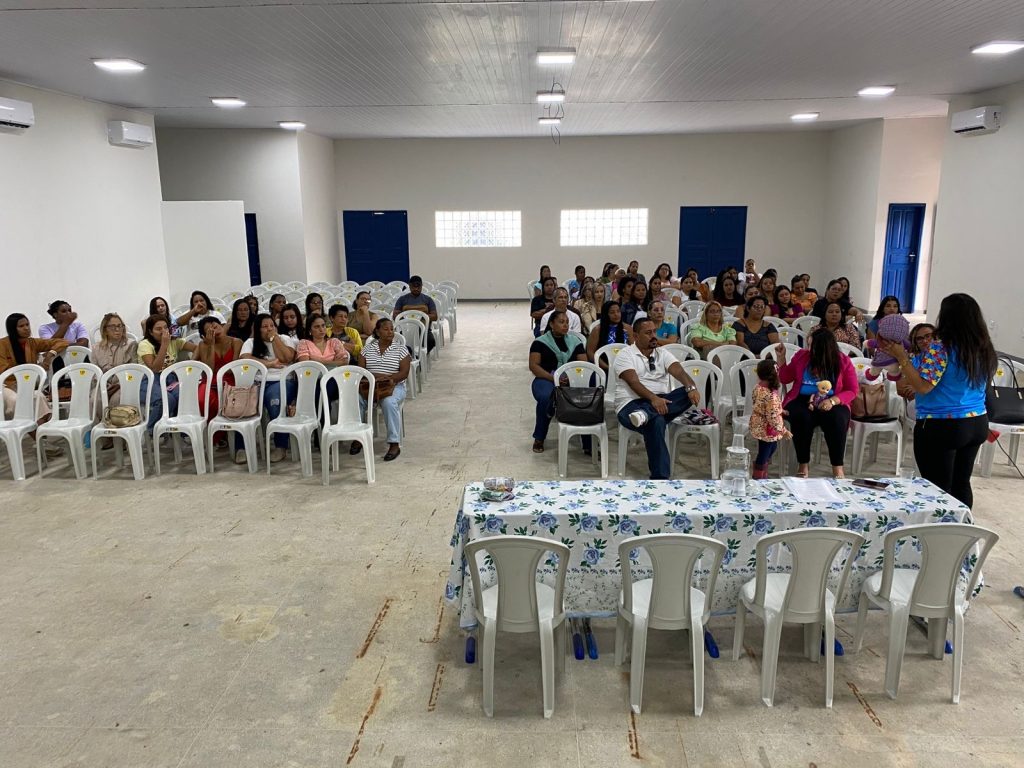Camacã: Prefeitura realiza 1ª Formação para Profissionais de apoio escolar da rede municipal de ensino
