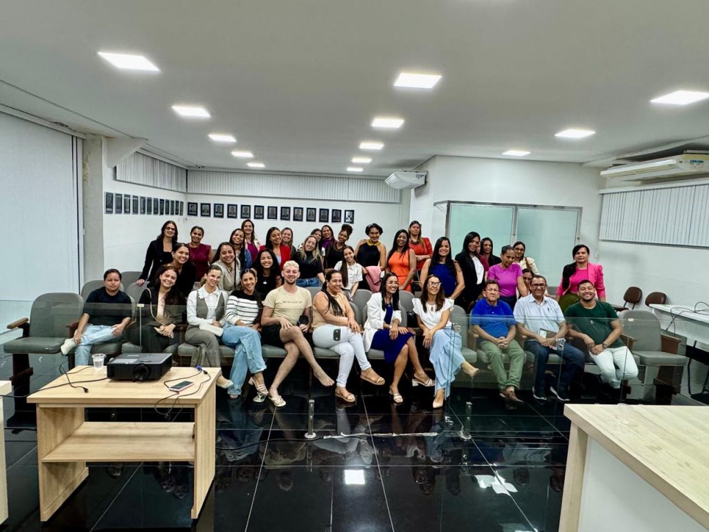 Camacã: Prefeitura e SEBRAE promovem palestra Atendimento Humanizado no ramo da Saúde